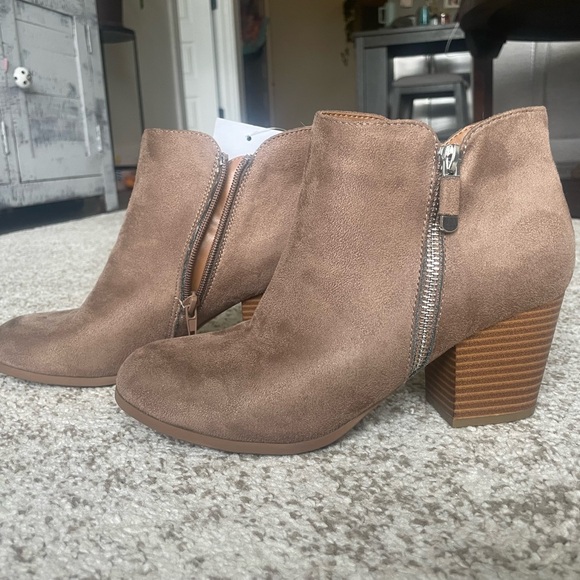 NEW style & co ankle booties, sz7.5 - Picture 6 of 6